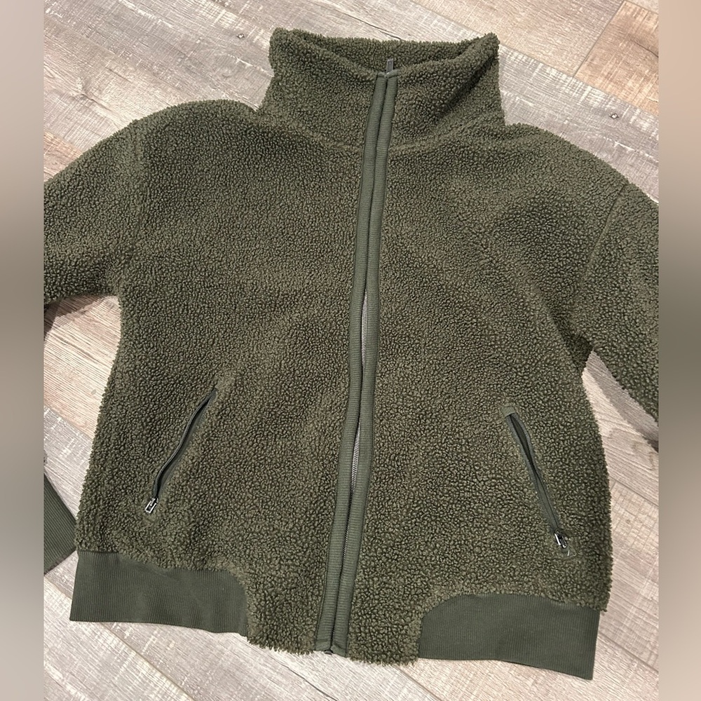 All in motion green teddy fleece jacket